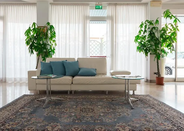 Ξενοδοχείο Marittima 3*